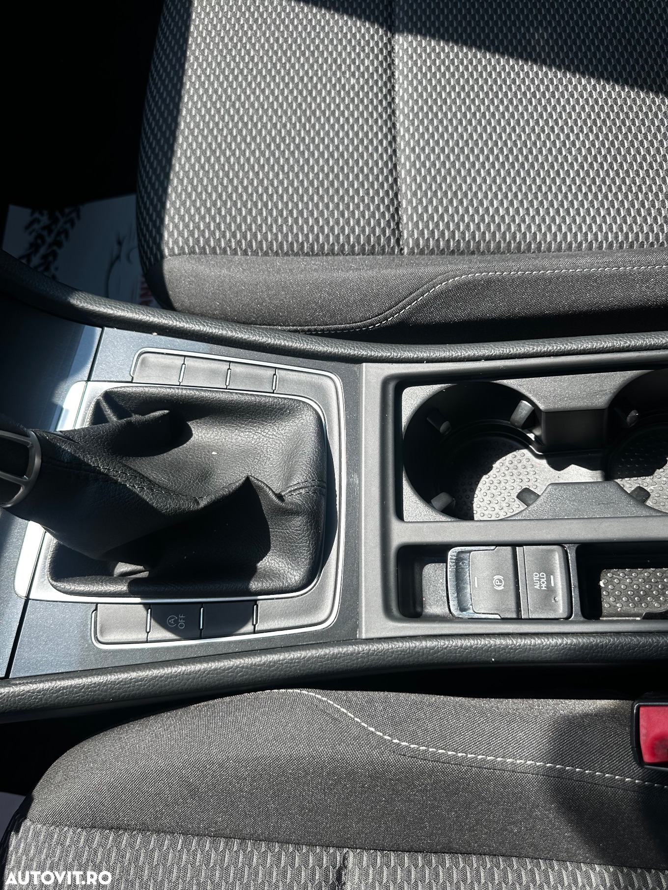 Volkswagen Golf - 14