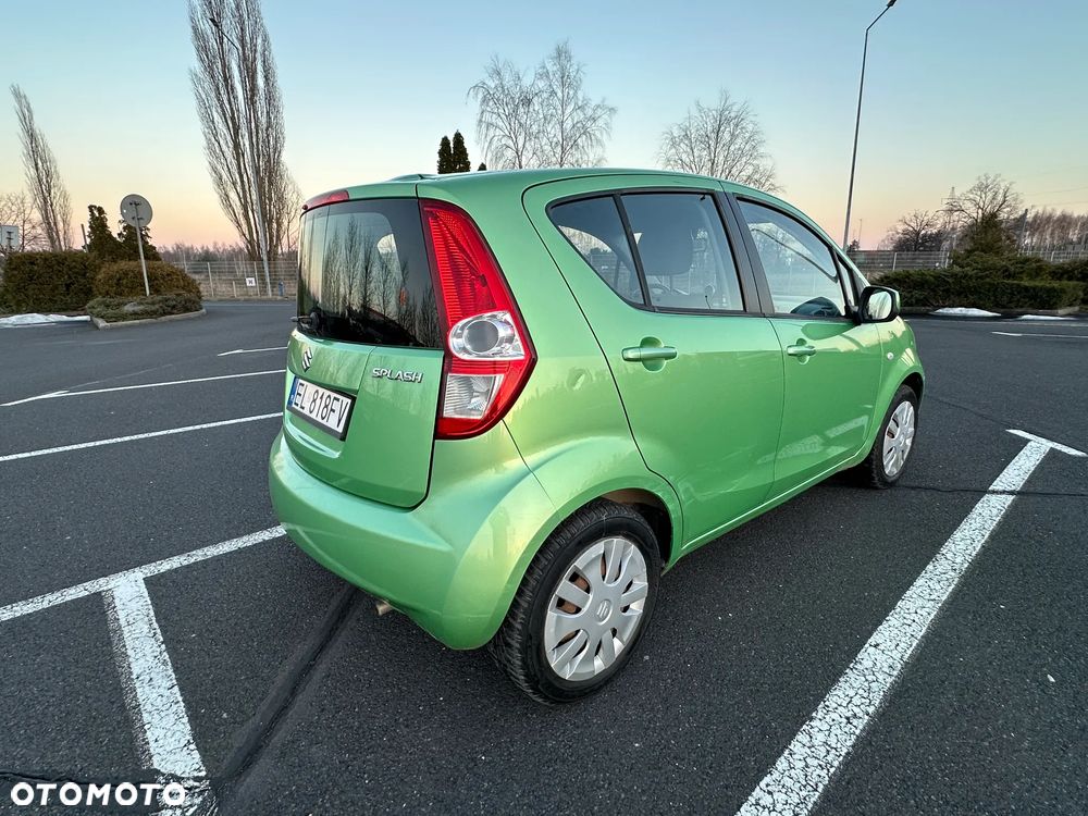 Suzuki Splash - 4