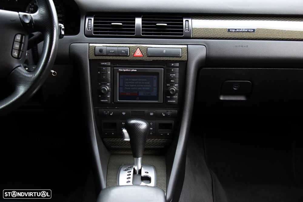 Audi RS6 Standard - 26