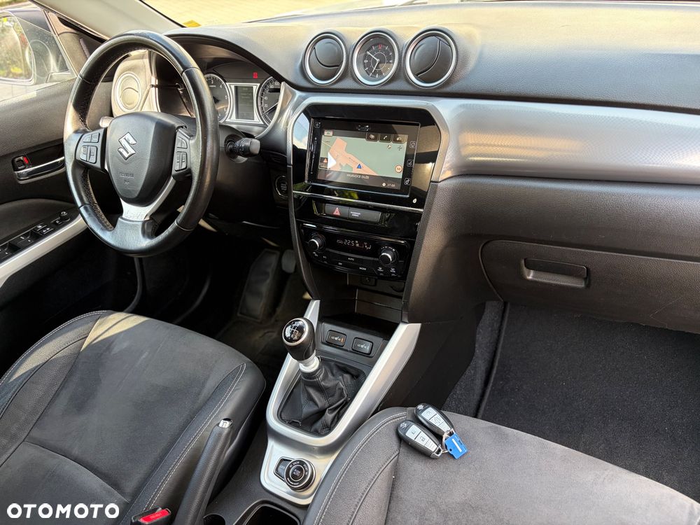 Suzuki Vitara 1.6 DDiS (4x4) Allgrip Comfort+ - 32