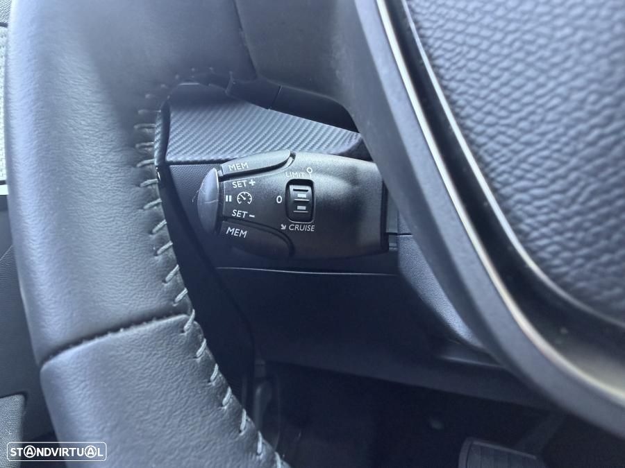Peugeot e-208 50 kWh Active Pack - 17