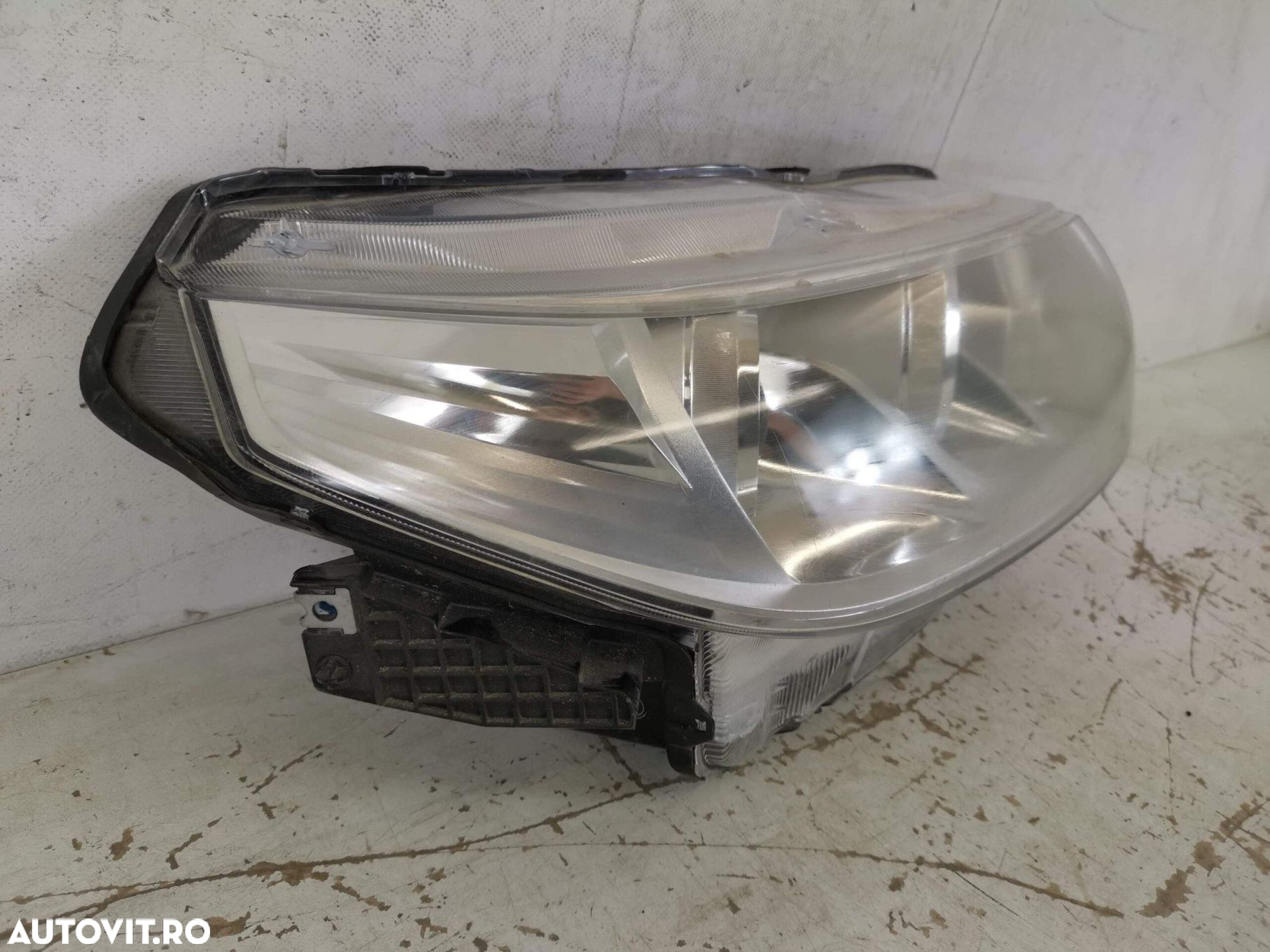 Far Dreapta Cu Halogen Suzuki  Vitara 2 [2014 - 2018] Original Avariat - 3