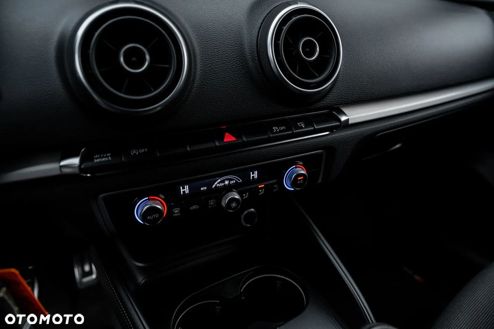 Audi A3 Sportback 1.4 TFSI cylinder on demand S line Sportpaket - 31