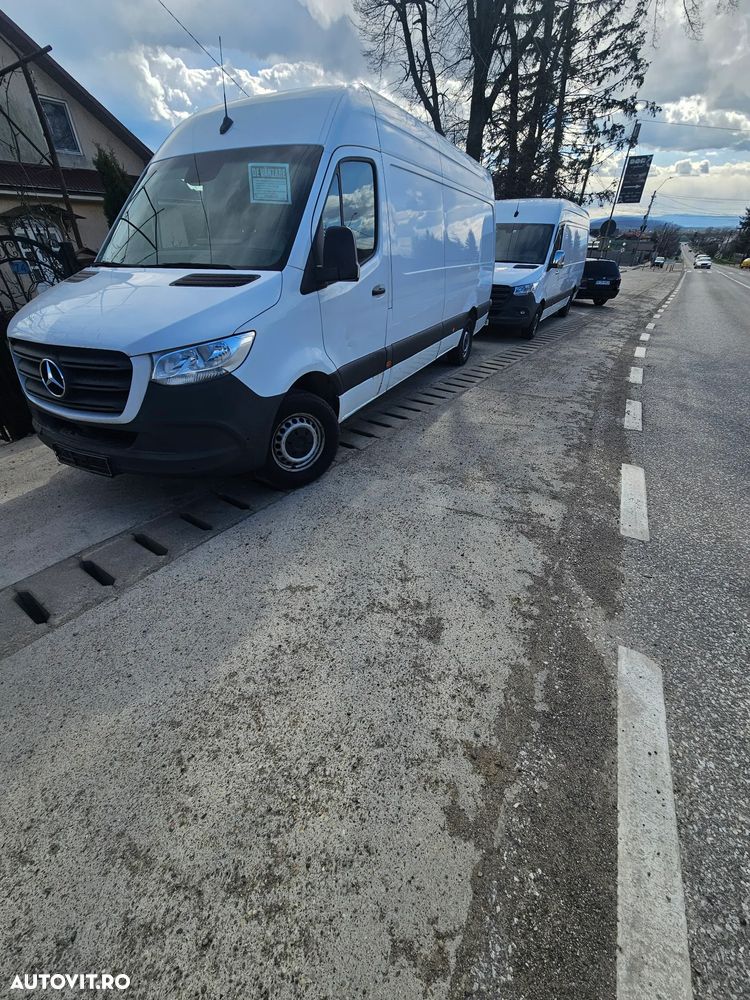 Mercedes-Benz Sprinter - 11