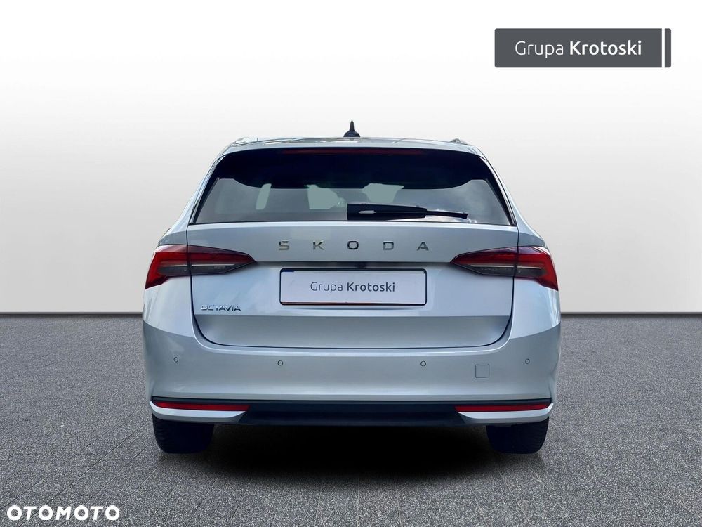 Skoda Octavia 1.5 TSI mHEV Selection DSG - 5