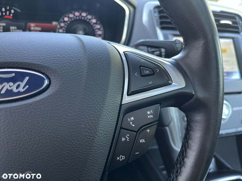 Ford Mondeo 2.0 EcoBlue Titanium - 21