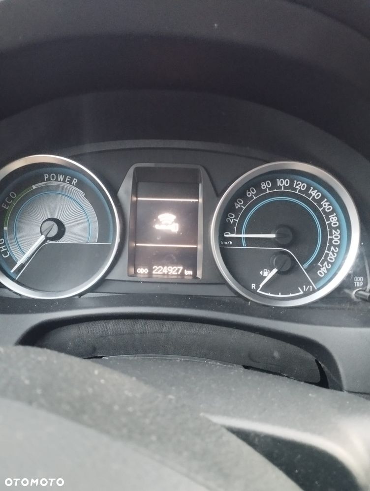 Toyota Auris 1.8 HSD Luna - 6