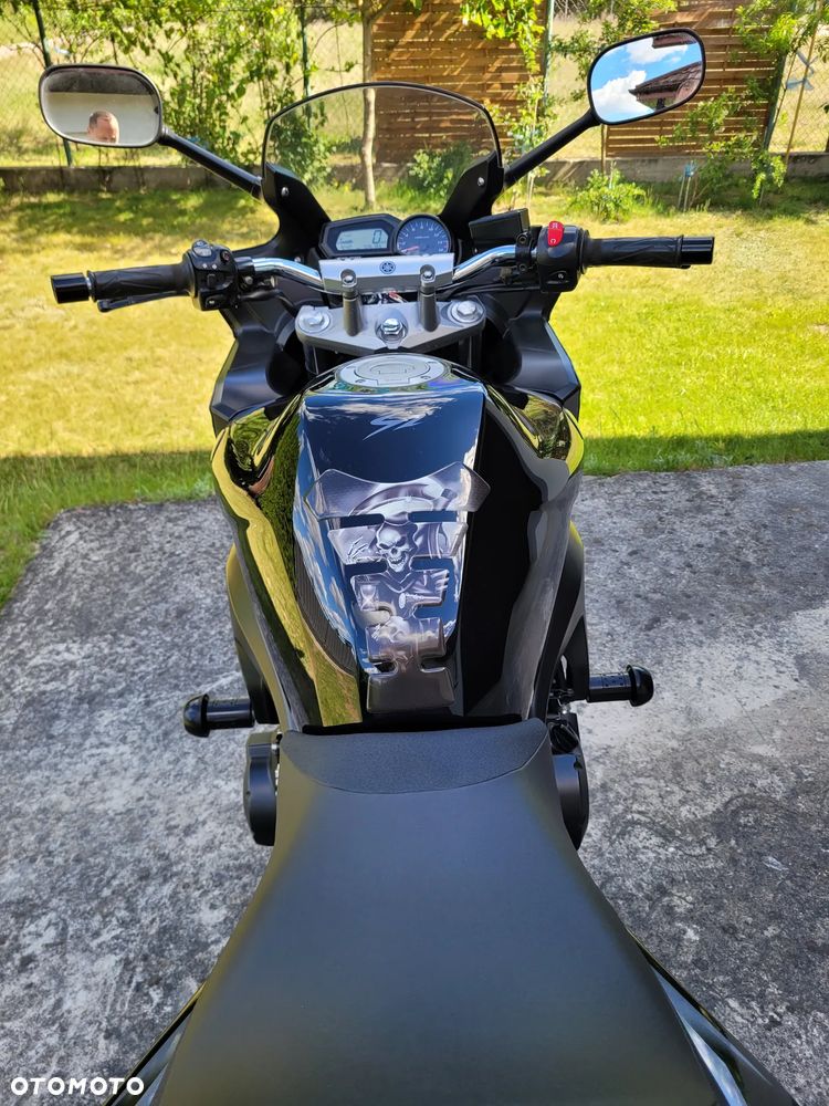 Yamaha FZ6 - 9