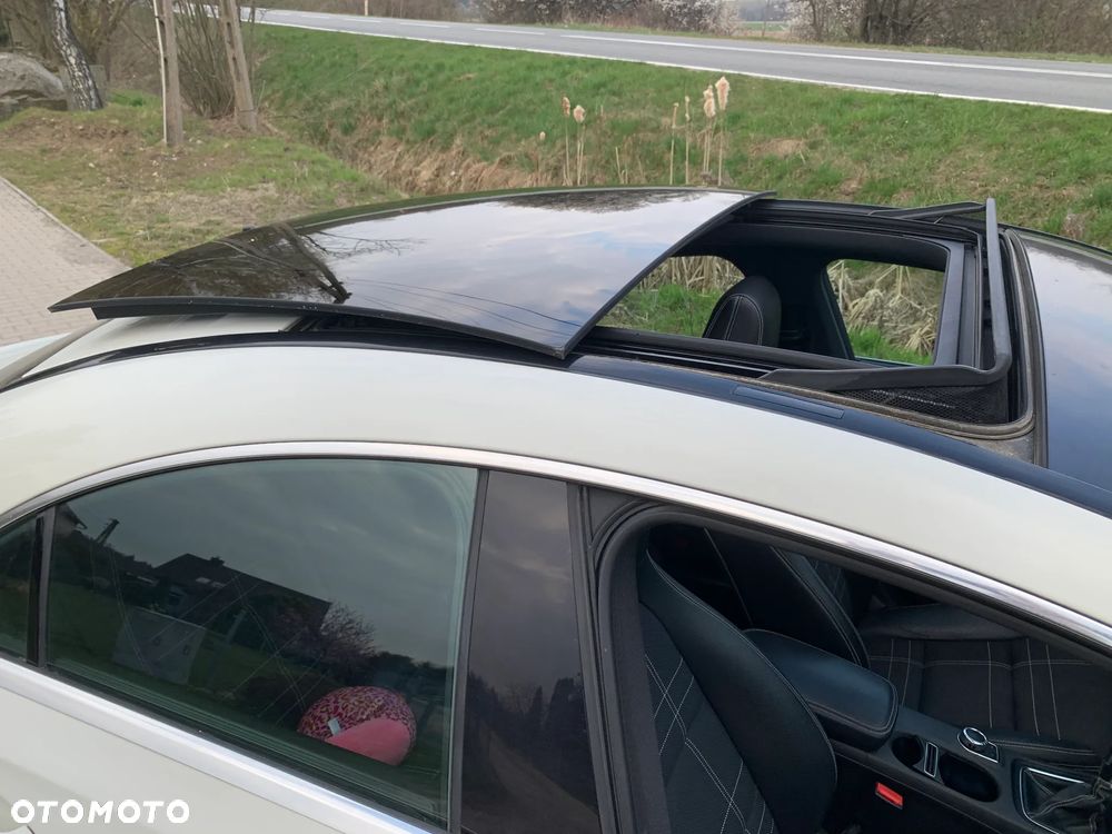 Mercedes-Benz CLA 200 Urban - 16