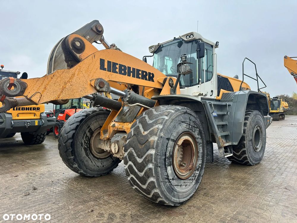Liebherr L586 XPOWER - 7