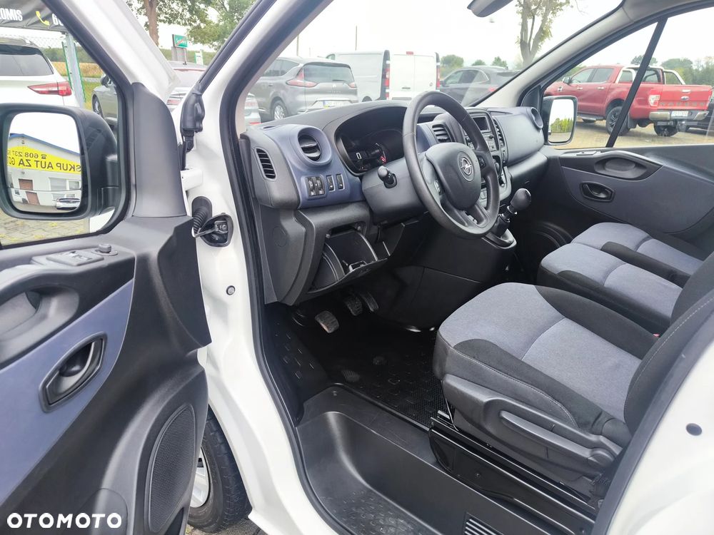 Opel Vivaro - 15