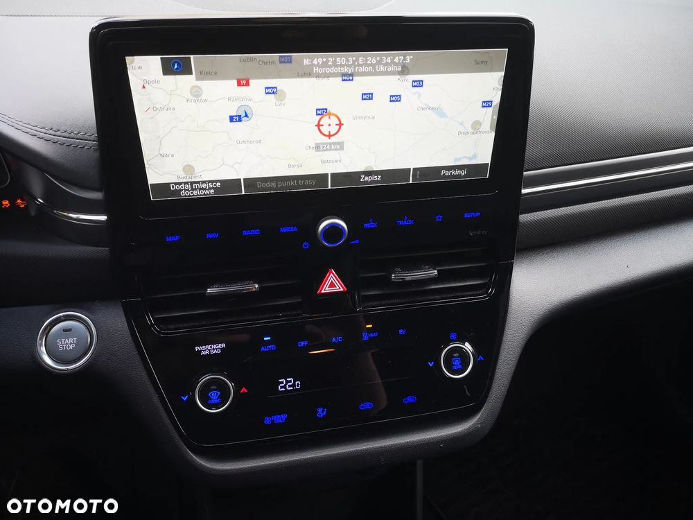 Hyundai IONIQ - 10
