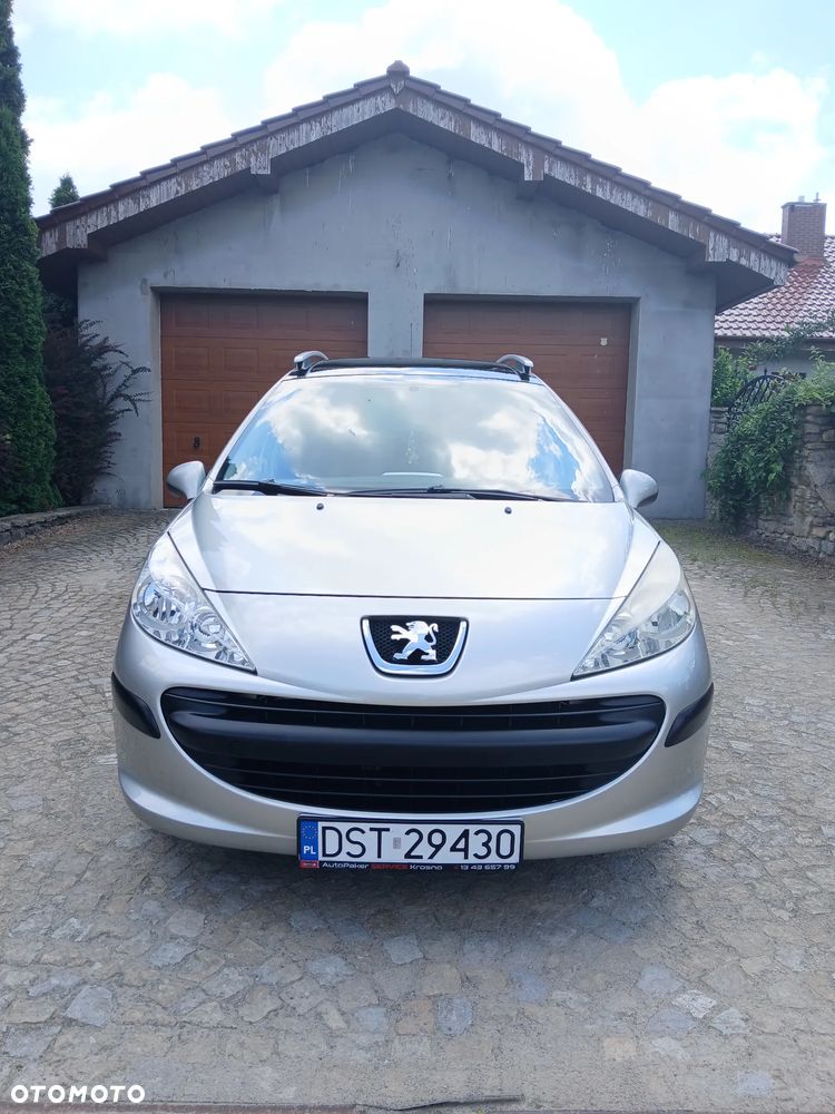 Peugeot 207 1.4 16V Trendy - 3