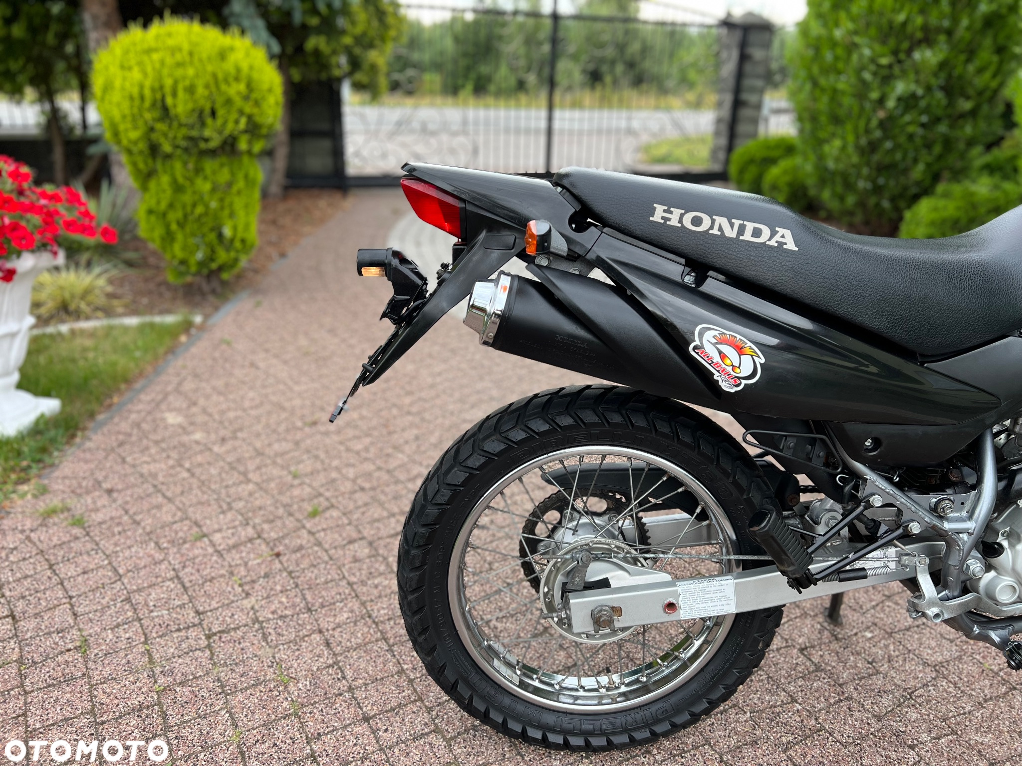 Honda XR - 9