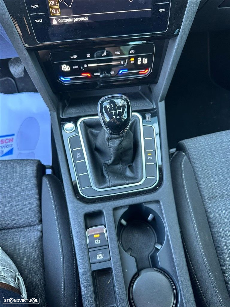 VW Passat 1.5 TSI Business - 13
