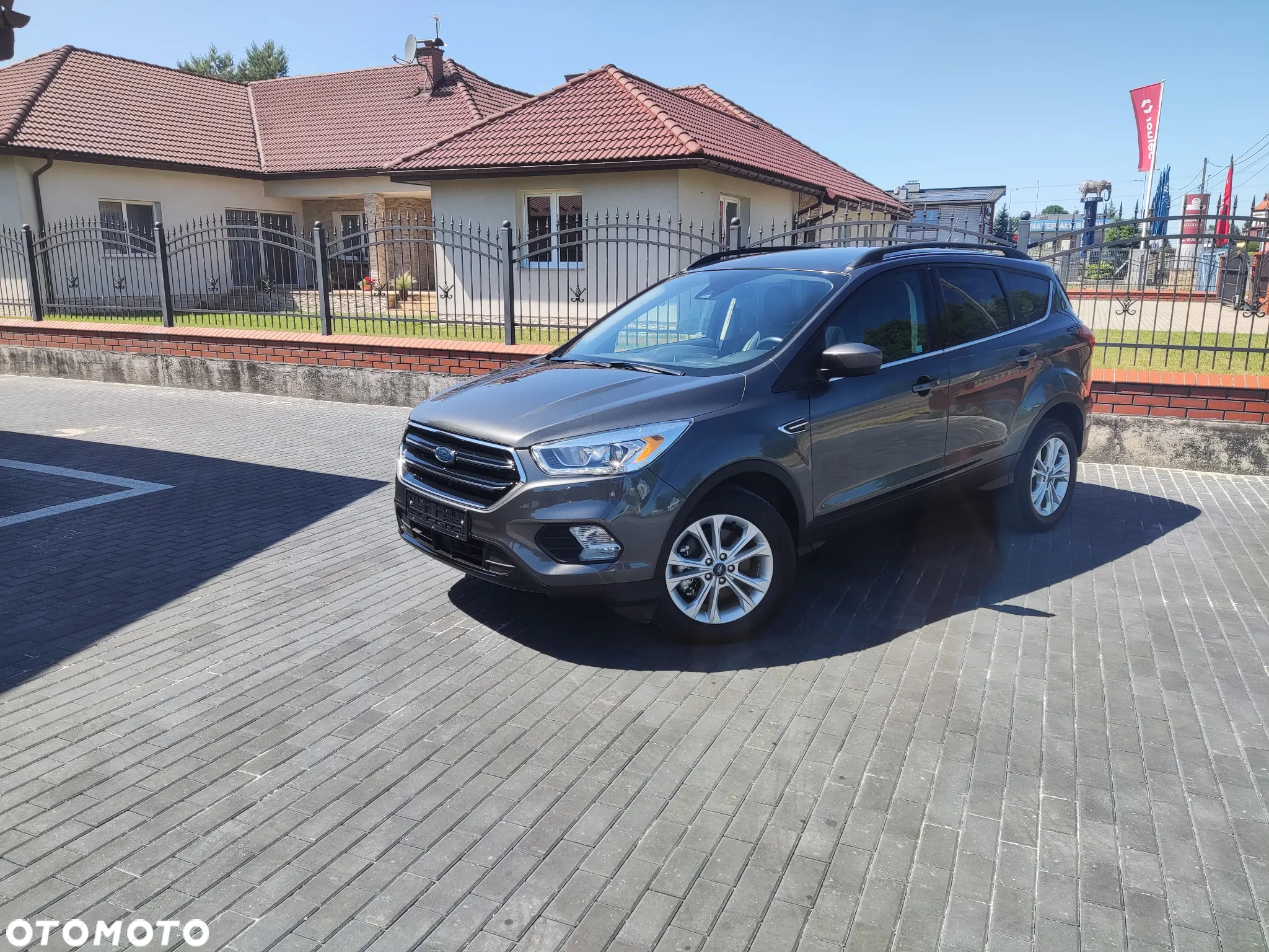 Ford Kuga 1.5 EcoBoost AWD Titanium ASS - 2