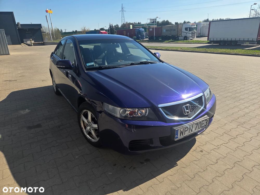 Honda Accord 2.0 Comfort - 2