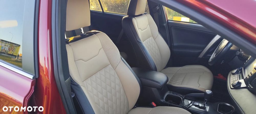 Toyota RAV4 - 18