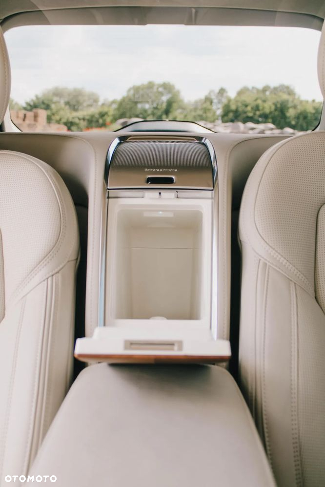 Volvo XC 90 T8 AWD Plug-In Hybrid Excellence - 14