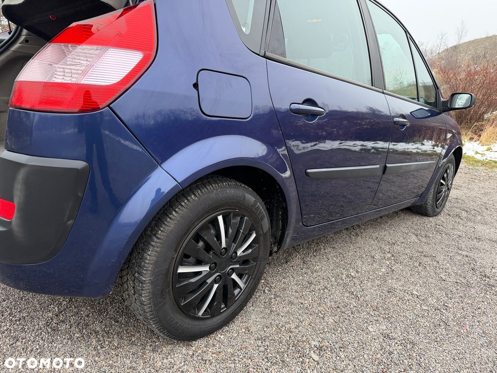 Renault Scenic 1.6 Pack Authentique - 13