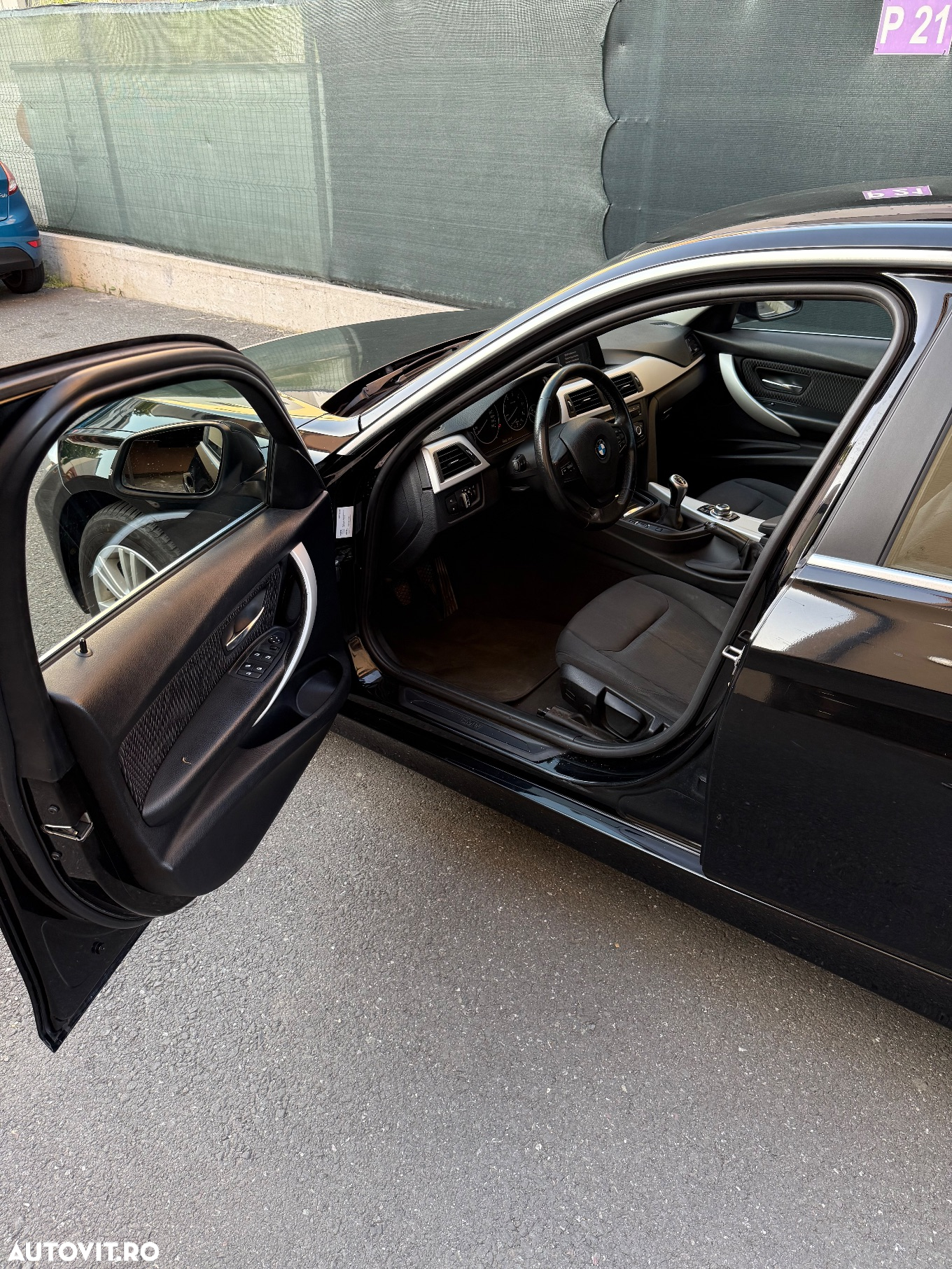 BMW Seria 3 320d - 10
