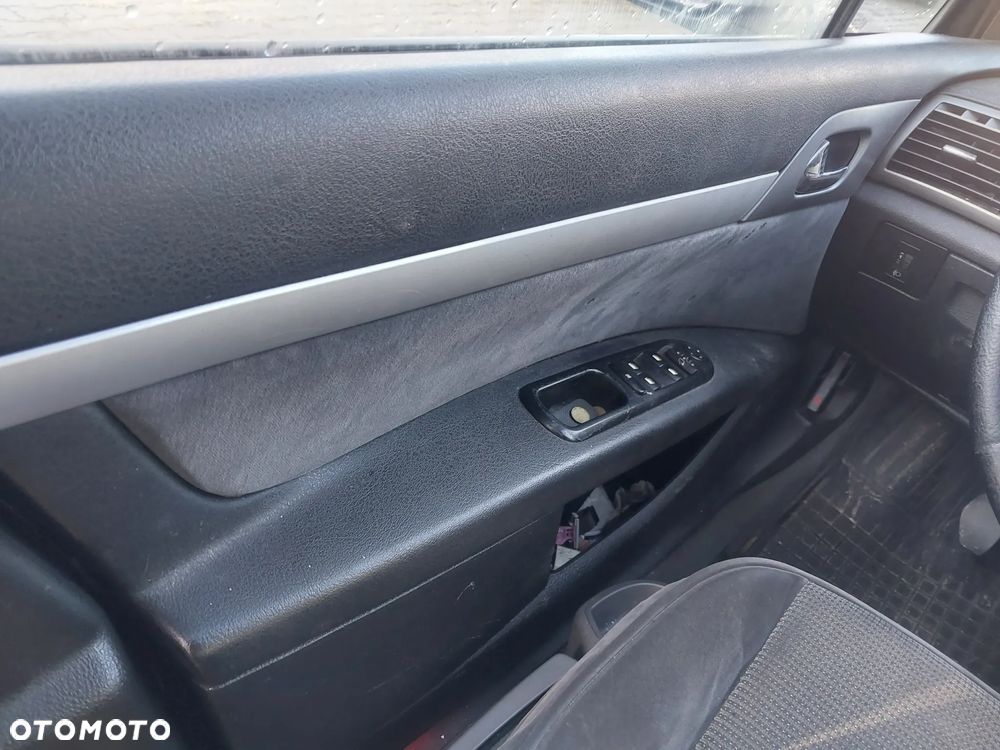 Peugeot 407 6DRFNB 6DRFNE silnik kompletny 2.0 16v RFN EW10J4 Benzyna alternator pompa powietrza wtórnego paliwa kolektor cewka przepustnica przepływomierz powietrza skrzynia biegów sprzęgło maglownica maska zderzak błotnik drzwi lewe prawe lusterko listwa klapa kolor KKCD brązowy pompa zawieszenia belka wachacz zwrotnica zacisk szyba podnośnik mechanizm panel sterownik wyświetlacz osłona podpora lampa przewód zawieszenie tłumik chłodnica NA CZĘŚCI WSZYSTKIE CZĘŚCI - 17