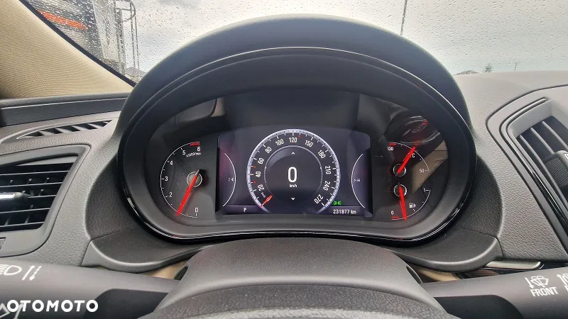 Opel Insignia - 28