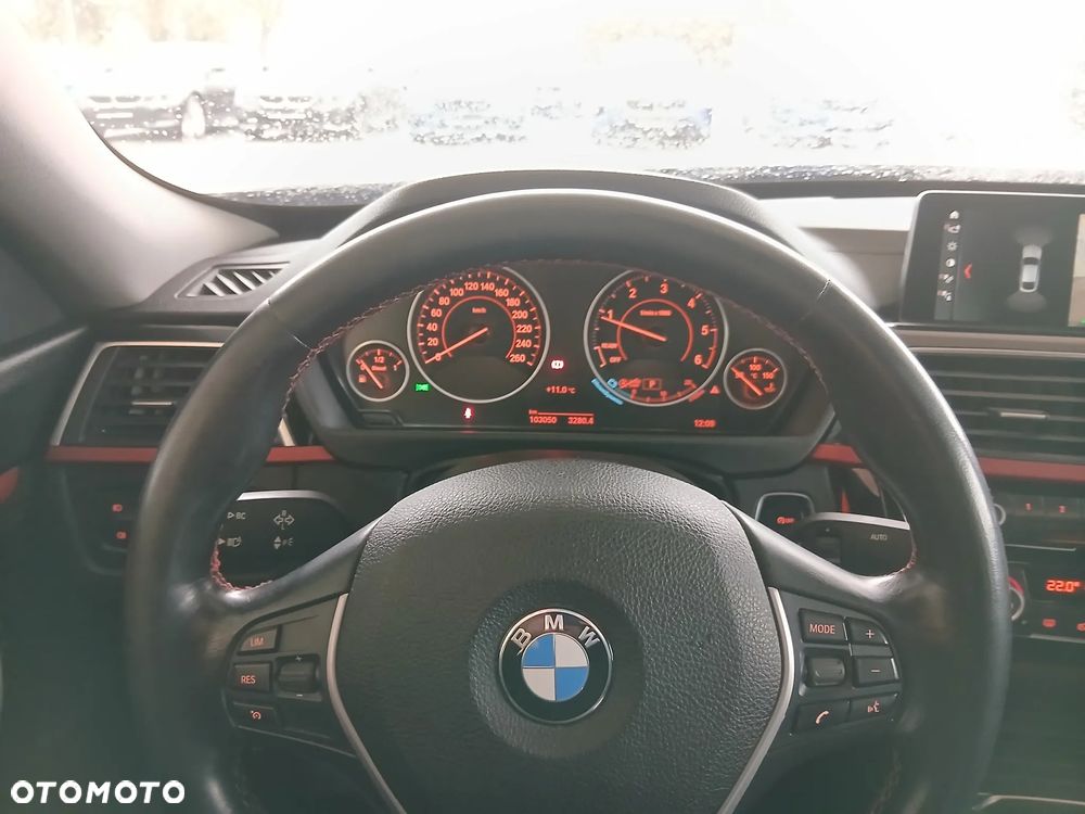 BMW 3GT 320d xDrive Sport Line - 11