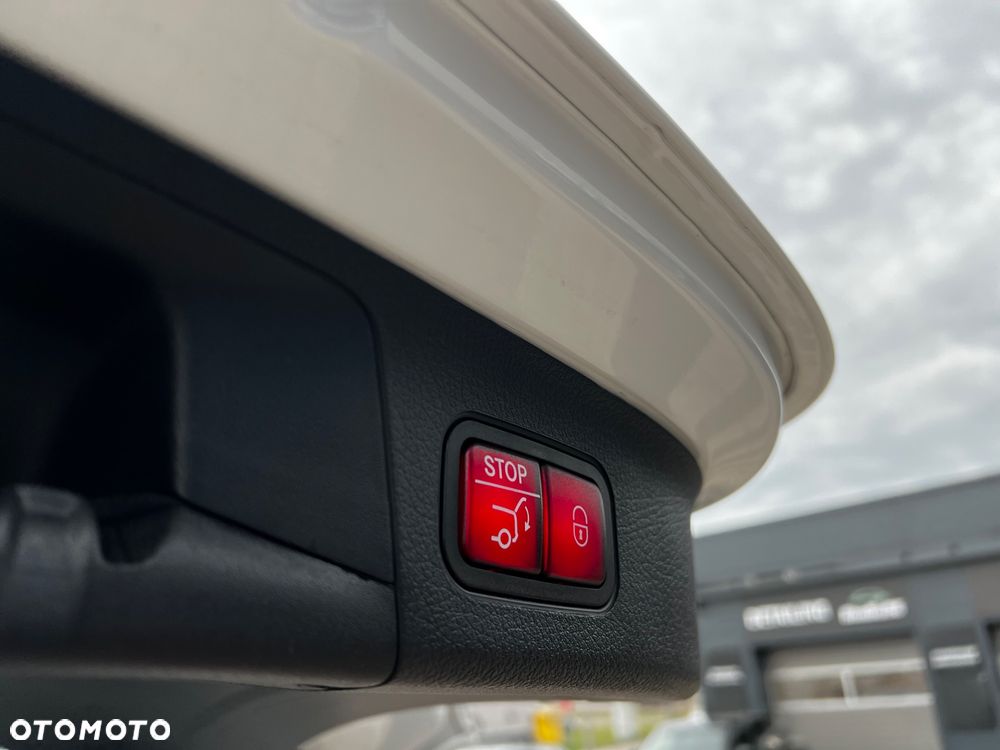 Mercedes-Benz GLA 250 4Matic 7G-DCT AMG Line - 26