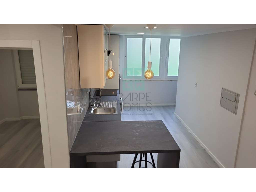 Apartamento T2 em Benfica - Grande imagem: 5/35