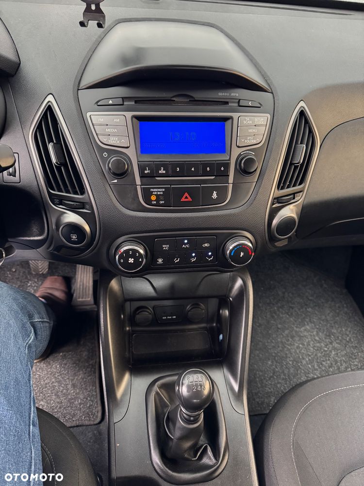 Hyundai ix35 1.7 CRDi 2WD Fifa World Cup Edition - 21