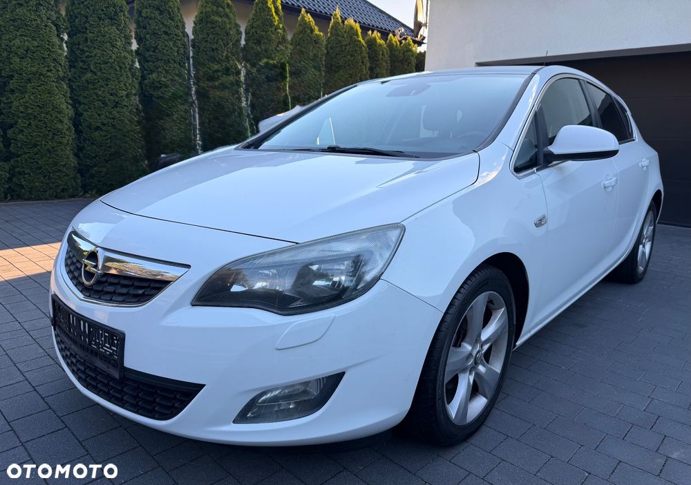 Opel Astra 1.4 Turbo Edition Sport - 3