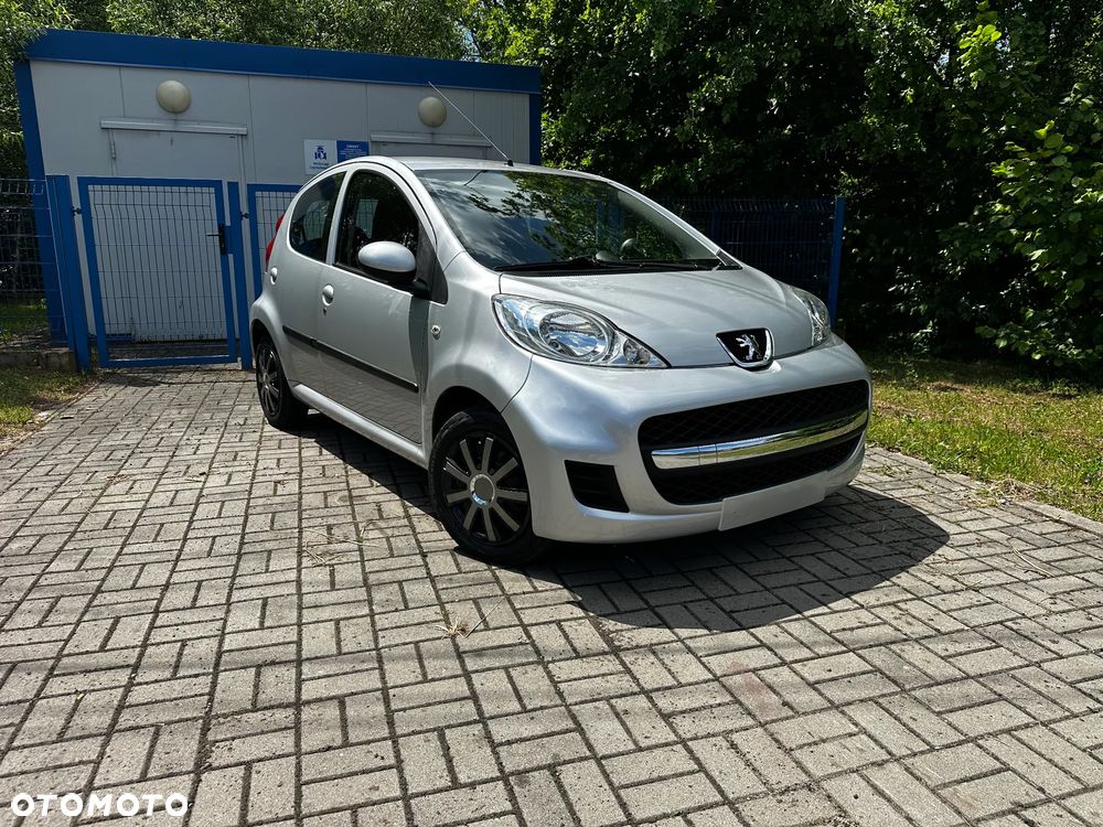 Peugeot 107 70 2-Tronic Filou - 4