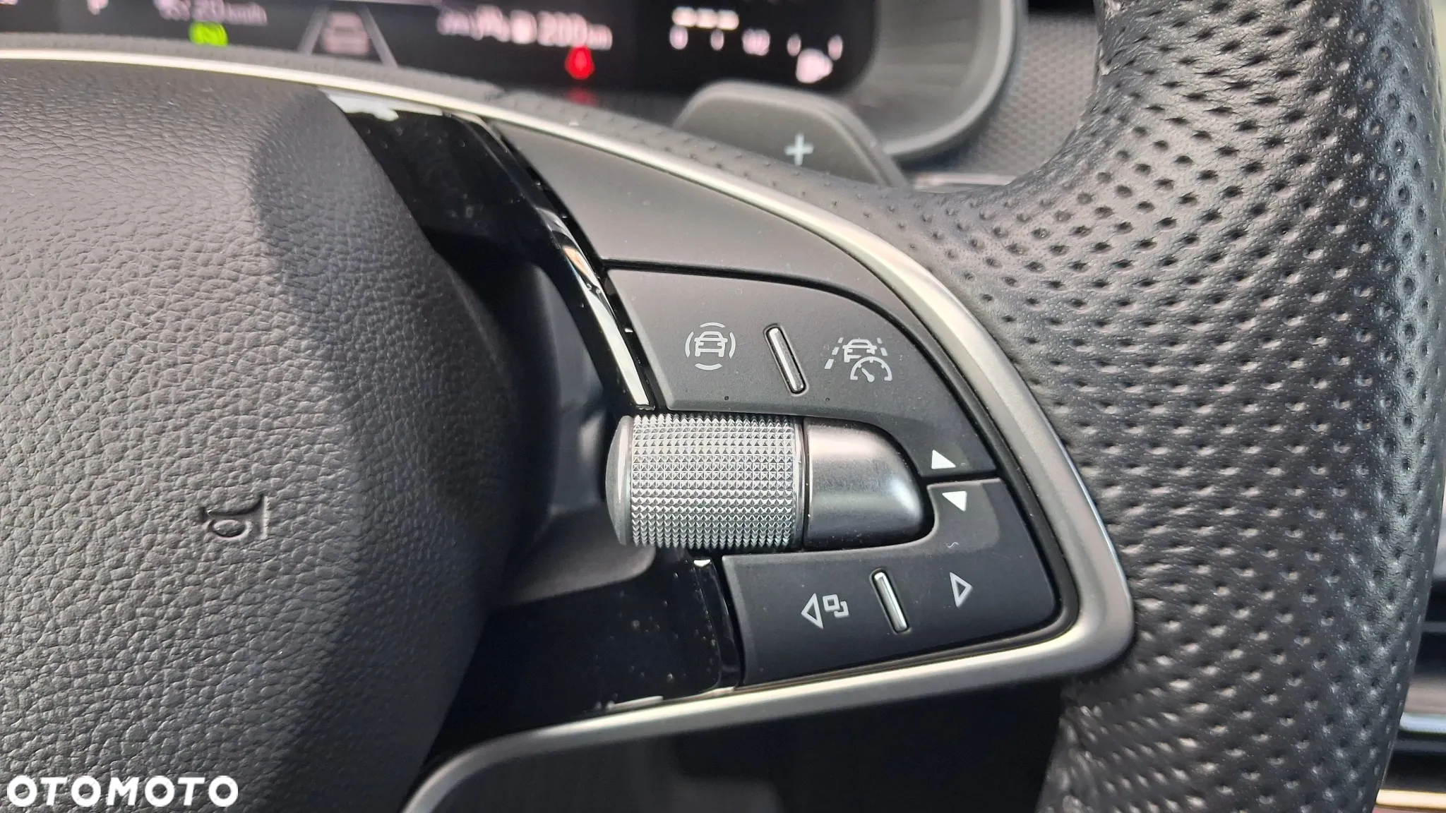 Skoda Kamiq 1.0 TSI Monte Carlo DSG - 24