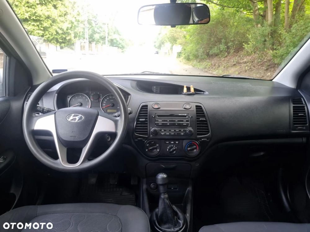 Hyundai i20 1.2 Classic + - 13