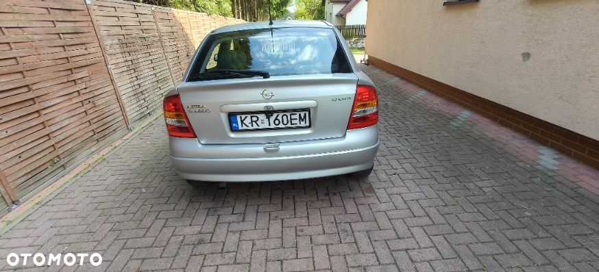 Opel Astra 2007 photo 2