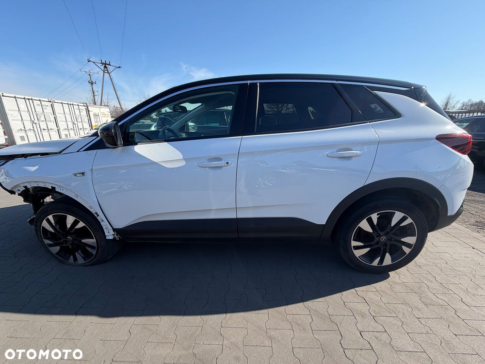 Opel Grandland X 1.2 Start/Stop Business Edition - 3