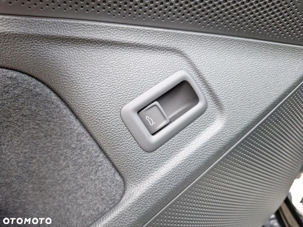 Skoda Superb 1.5 TSI mHEV Edition 130 DSG - 14