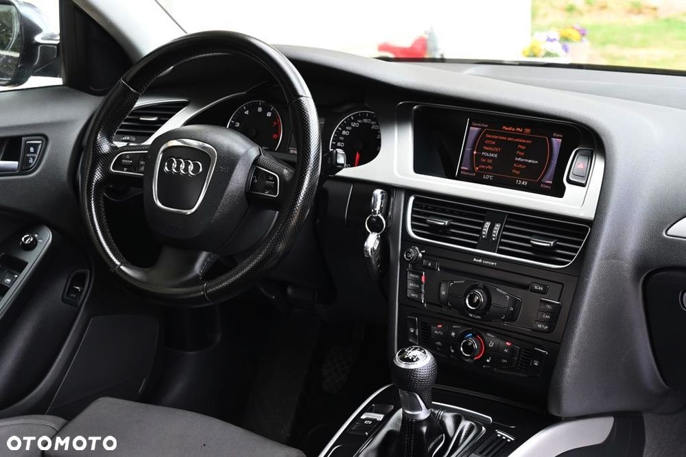 Audi A4 Limousine - 37