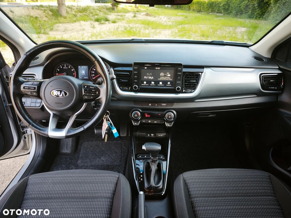 Kia Stonic - 8