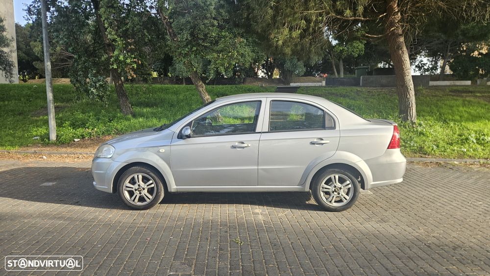 Chevrolet Aveo 1.2 LS - 8