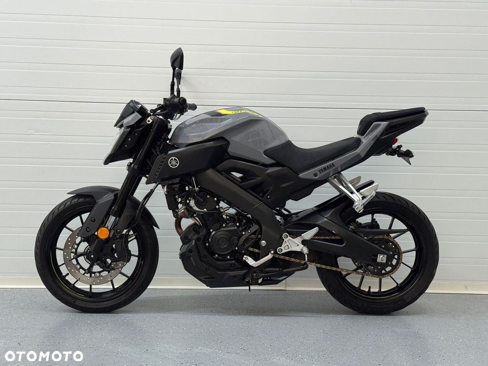 Yamaha MT - 17