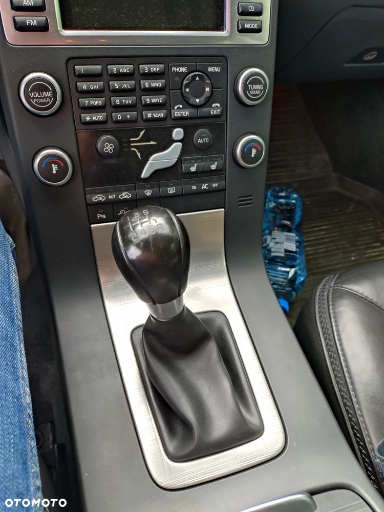 Volvo XC 70 D5 AWD Momentum - 15