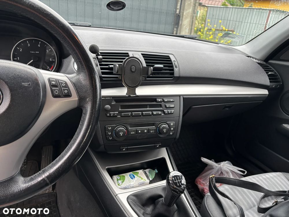 BMW Seria 1 116i - 12
