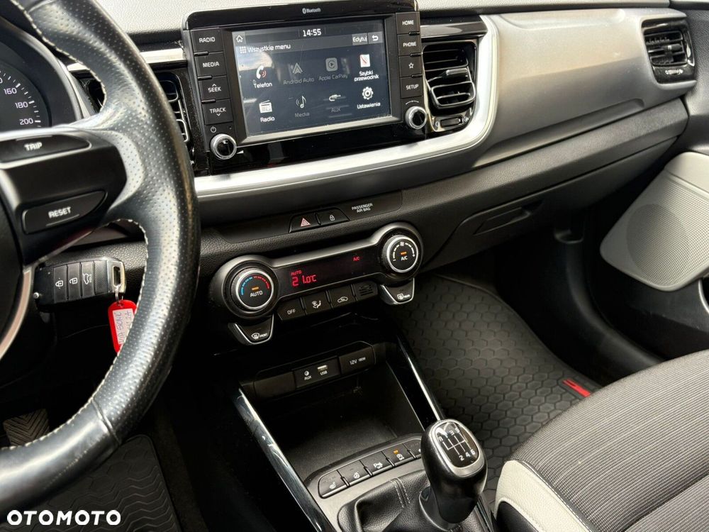 Kia Stonic 1.4 L - 18