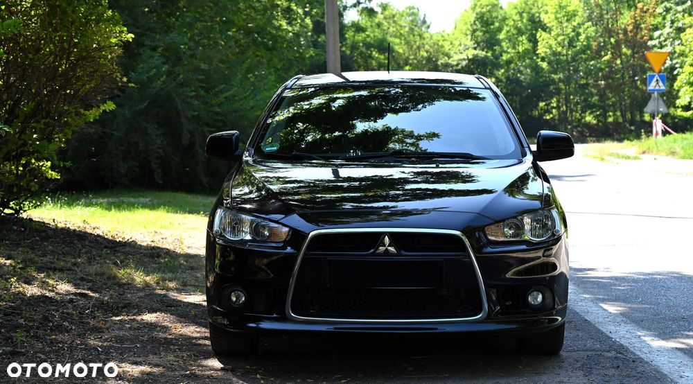 Mitsubishi Lancer - 8