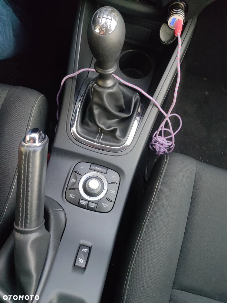 Renault Megane ENERGY TCe 115 Start & Stop Authentique - 5