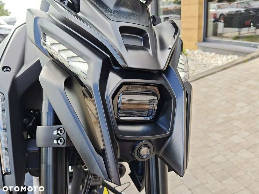 VOGE R125 - 5