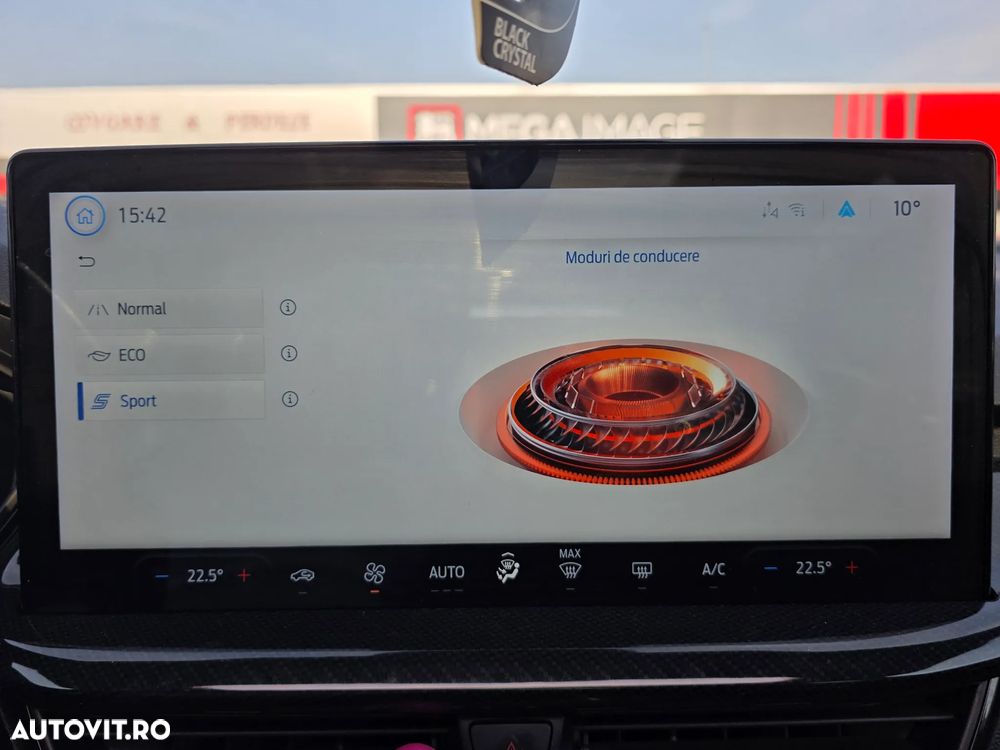 Ford Focus 1.0 EcoBoost Hybrid ST-LINE X - 19