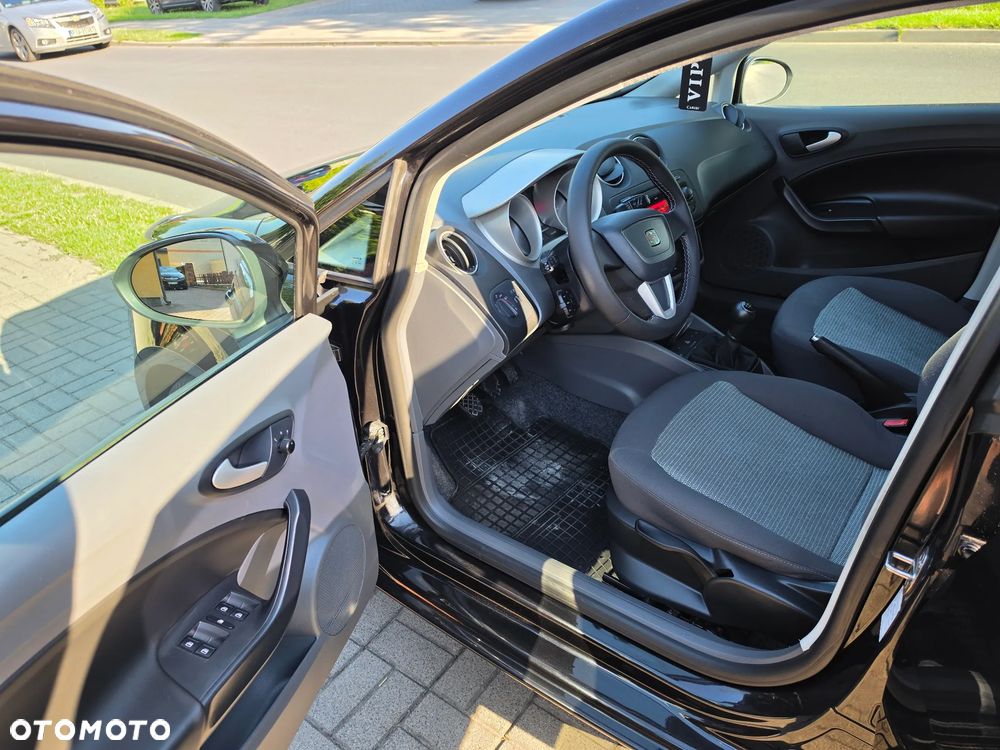 Seat Ibiza 1.4 16V Reference - 28